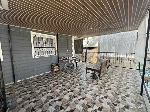 ADANA YÜREĞİR ÖZGÜR MAHALLESİ 3 KATLI SATILIK MÜSTAKİL EV