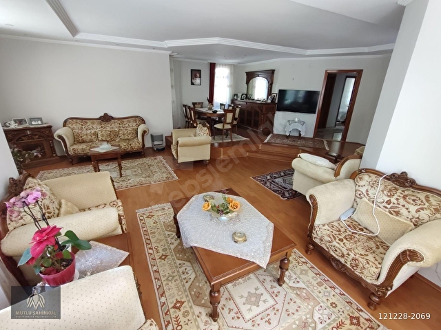 BEYTEPE MAHALLESİ GÜNEYCE VİLLARI SİTESİ 8+1 SATILIK VİLLA - Görsel 28