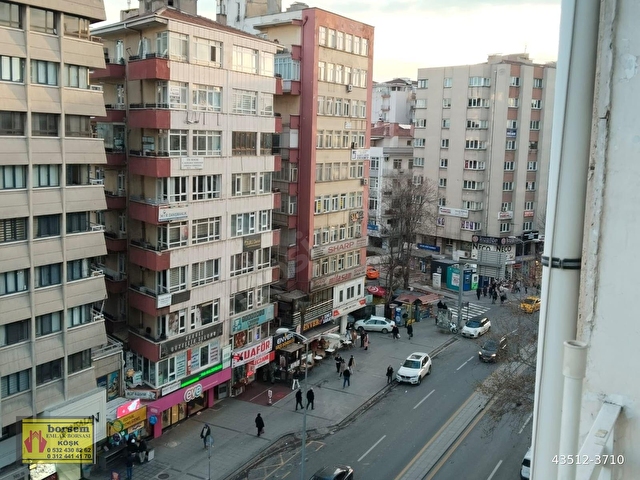 KIZILAY ZİYA GÖKALP CADDESİNDE KATTA ASANSÖRLÜ MANZARALI 2+1 SATILIK DAİRE - Görsel 15