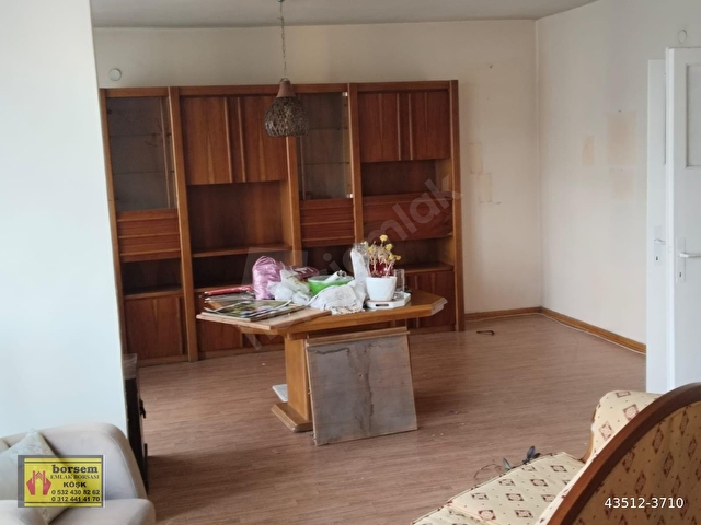 KIZILAY ZİYA GÖKALP CADDESİNDE KATTA ASANSÖRLÜ MANZARALI 2+1 SATILIK DAİRE - Görsel 2