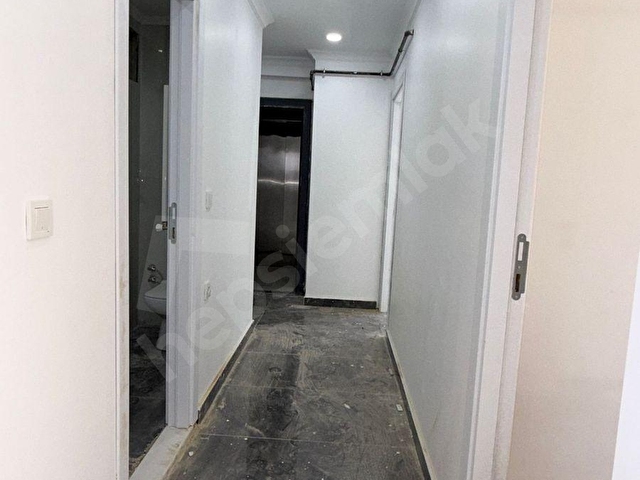 Efka Gayrimenkulden E5e Yakın Yeni Binada Kiralık 1+1 Daire - Görsel 20