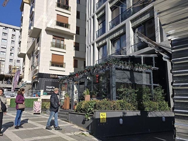 TÜTÜNCÜ MEHMET EFENDİ CADDESİ ÜZERİNDE İSKANLI SATILIK MAĞAZA - Görsel 3