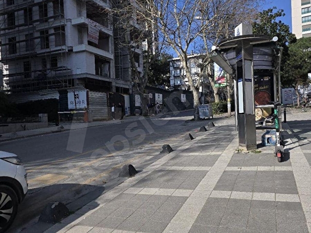 TÜTÜNCÜ MEHMET EFENDİ CADDESİ ÜZERİNDE İSKANLI SATILIK MAĞAZA - Görsel 4