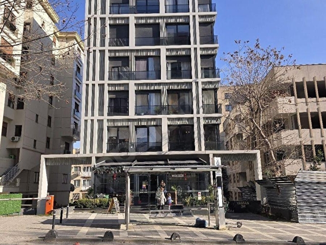 TÜTÜNCÜ MEHMET EFENDİ CADDESİ ÜZERİNDE İSKANLI SATILIK MAĞAZA
