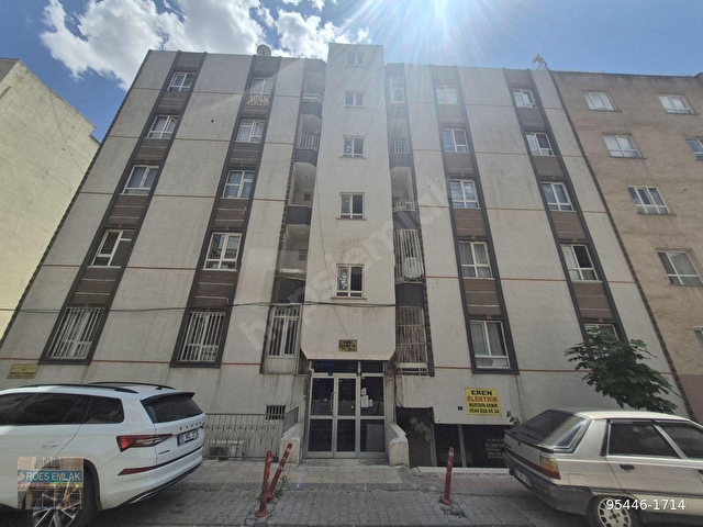 HALİLİYE EMNİYET CADDESİ ÜST SOKAĞI 3+1 SATILIK DAİRE