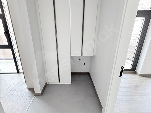 Çankaya Gaziosmanpaşa Nenehatunda Yeni Binada  1+1 Kombili Asansör Garajlı Kiralık Daire Ofis İşyeri - Görsel 12