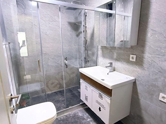 ÇENGELKÖY GÜZELTEPE 3+1 125 m2 EBEVEYN BANYO YERDEN ISITMA - Görsel 23