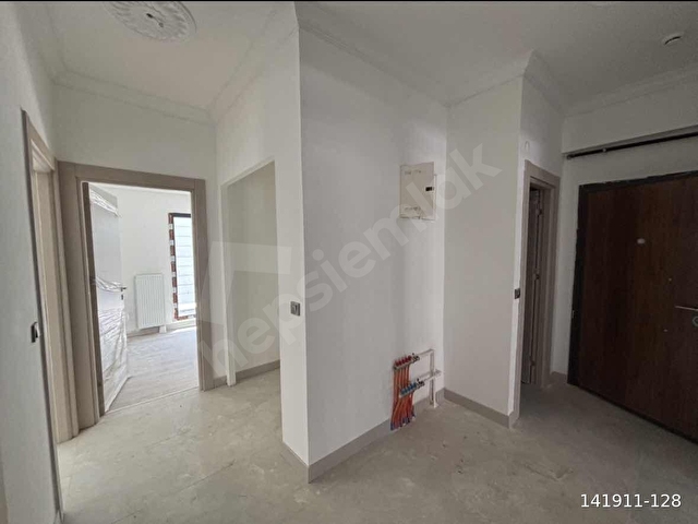 KURTOĞLUNDAN ESKİ MADO CAD.EMLAKKONUTDA 2+1 KİRALIK HAZIR DAİRE - Görsel 7