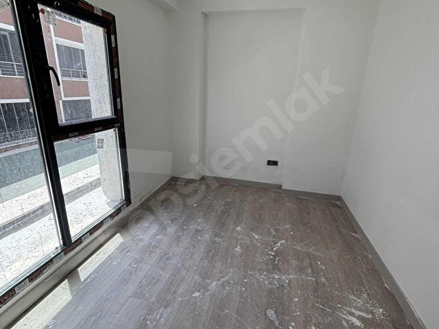 KURTOĞLUNDAN ESKİ MADO CAD.EMLAKKONUTDA 2+1 KİRALIK HAZIR DAİRE - Görsel 9