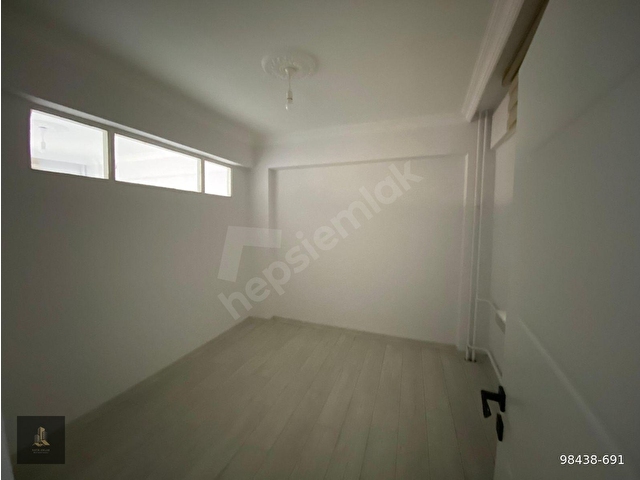 VİŞNELİK MAHALLESİ, TAŞKÖPRÜ CADDESİNDE 140 METREKARE 3+1 MERKEZİ KONUMDA KUSURSUZ HARİKA BİR DAİRE - Görsel 14