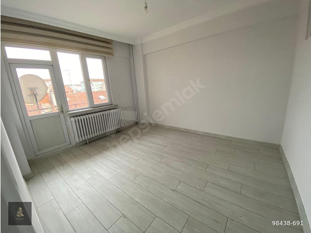 VİŞNELİK MAHALLESİ, TAŞKÖPRÜ CADDESİNDE 140 METREKARE 3+1 MERKEZİ KONUMDA KUSURSUZ HARİKA BİR DAİRE - Görsel 12