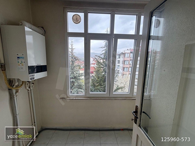 Yaze Emlak’tan Sağlık Mh.de Aksa Doğalgaz Yanında 3+1 Kiralık Daire - Görsel 4