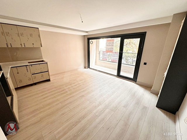 MENEKŞE KARNA 1 PROJESİNDE 1+1 55M² 1.KAT ARAKAT SIFIR LÜKS YERDEN ISITMALI K.OTOPARKLI ÇİFT ASANSR - Görsel 8