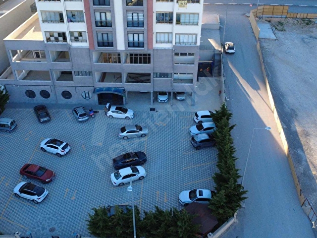 VUSLAT EMLAKTAN ACİL KARŞISINDA SATILIK LÜKS ARA KAT 4+1 DAİRE - Görsel 4