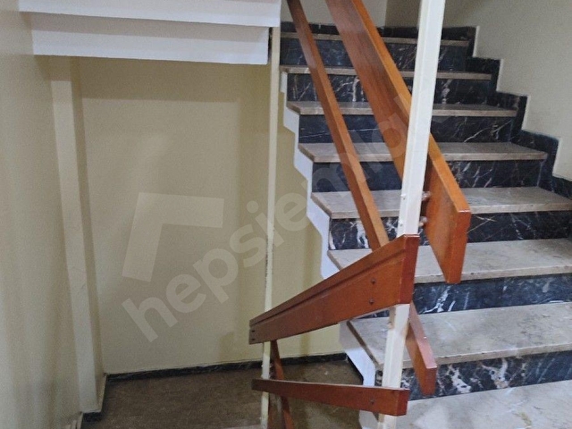LEVENT PEKER SOKAKTA KİRALIK 1+1 DAİRE - Görsel 29