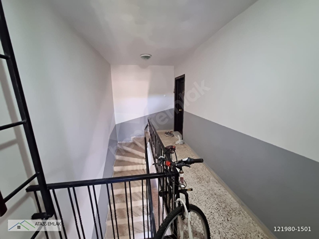 ATA 35 EMLAK FOÇA MERKEZ DE SATILIK 3+1 TADİLATLI BAKIMLI DAİRE - Görsel 8