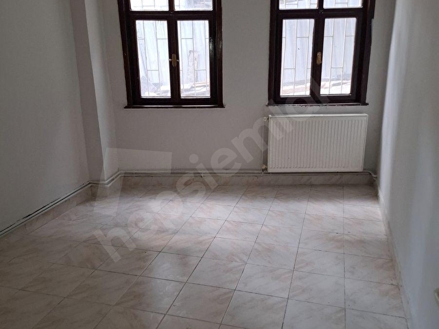 ARYADAN SULTANTEPE SELVİLİKTE 2+1 KOMBİLİ KAT MÜLKİYETLİ ( İSKANLI BİNADAN ) İÇİ BOŞ İSKELEYE 5 dk - Görsel 13