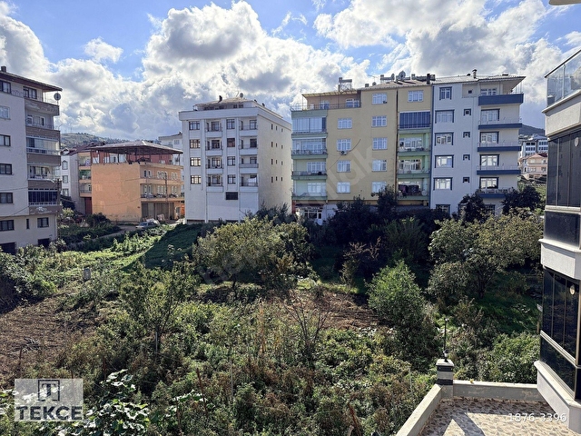 Akçaabatta Full Eşyalı 2 Balkonlu Denize Yakın Daire | TEKCE - Görsel 25