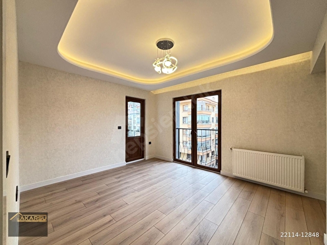 AKARSUDAN KABİL CADDESİ ÜZERİNDE LÜKS YAPILI ARAKAT 3+1+2 BANYOLU ASANSÖRLÜ OTOPARKLI SATILIK DAİRE - Görsel 2