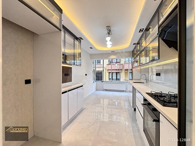 AKARSUDAN KABİL CADDESİ ÜZERİNDE LÜKS YAPILI ARAKAT 3+1+2 BANYOLU ASANSÖRLÜ OTOPARKLI SATILIK DAİRE - Görsel 26