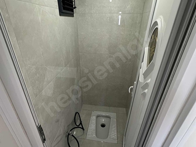 BAĞCILAR GÖZTEPE MAHMUTBEY METROYA 2 DK SATILIK 3+1 SİTEDE DAİRE - Görsel 25