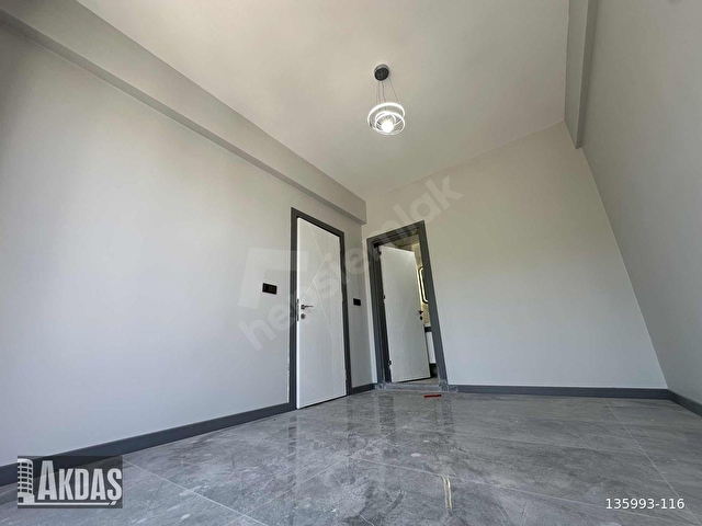 GÜMÜŞÇAYDA 100 M2 2+1 EBEVEYN BANYOLU DAİRE - Görsel 6