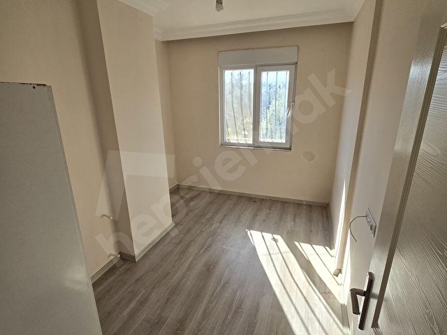 VARSAK DEMİREL MAHALLESİNDE 2+1 AÇIK MUTFAK KİRALIK DAİRE - Görsel 13