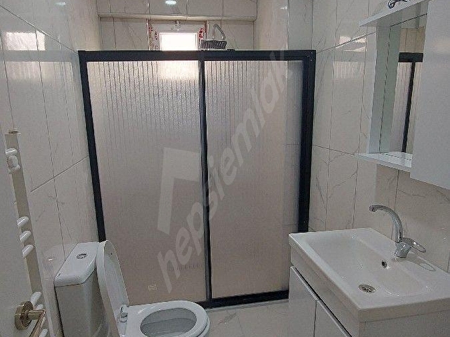 BABAESKİ FEVZİ ÇAKMAK MAHALLESİNDE ÇARŞIYA YÜRÜME MESAFESİNDE  KİRALIK SIFIR 1+1DAİRE - Görsel 4