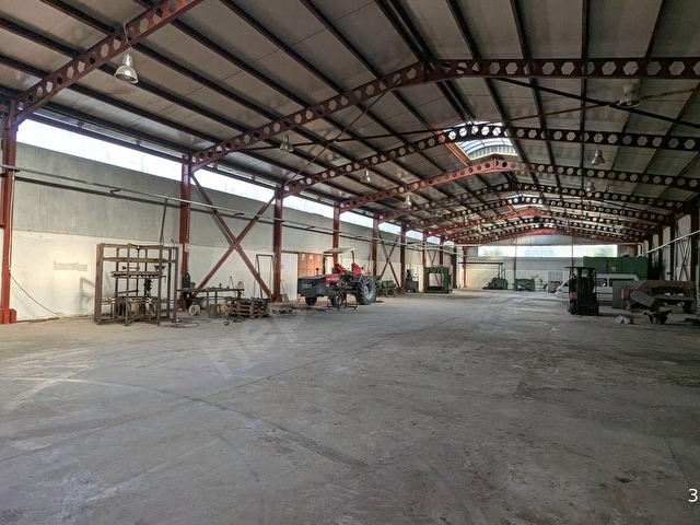 D100 Yanı, 2.100 m² Kapalı Alanlı, Doğalgazlı Kiralık Fabrika