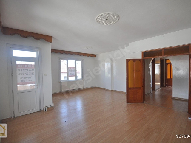Kolejtepe Mahallesinde Merkezi Konumda 3+1 Kiralık Daire - Görsel 3