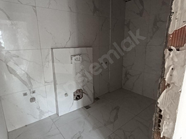 SATILIK 2+1 GİRİŞ DAİRE ARAÇ TAKAS YAPILIR MERKEZE YAKIN - Görsel 4