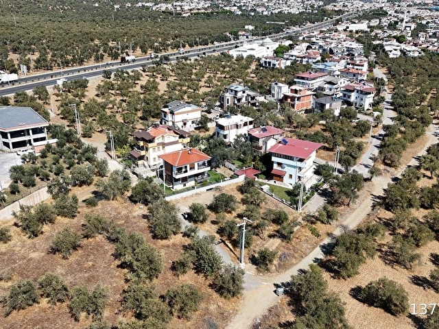 BYZ GRUP EDREMİT GÜRE DE DENİZ MANZARALI KÖŞE PARSEL ARSA - Görsel 4