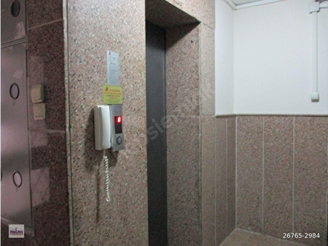 BAHÇELİEVLERDE MERKEZİ YERİNDE ASANSÖRLÜ KALORİFERLİ OTOPARKLI DAİRE - Görsel 15