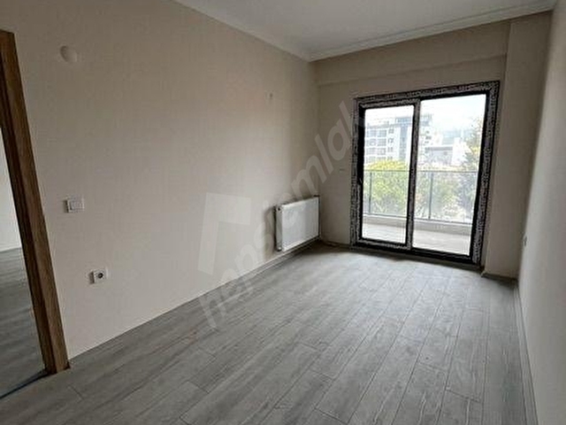 SEYREK MERKEZDE GENİŞ 1+1 KİRALIK DAİRE - Görsel 10