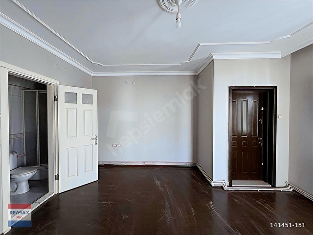 REMAX PİNDEN SENA SİTESİNDE KİRALIK 3+1 ARAKAT DOĞALGAZ OTOPARK - Görsel 22