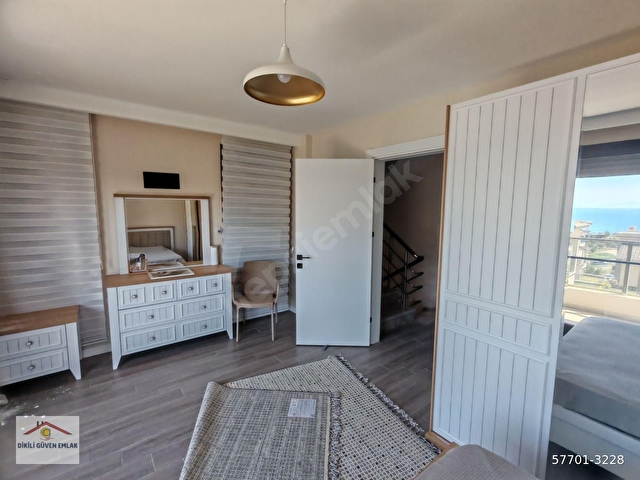 Muhteşem Doğa ve Deniz Manzaralı 3+1 Lüks Tripleks Villa - Görsel 15