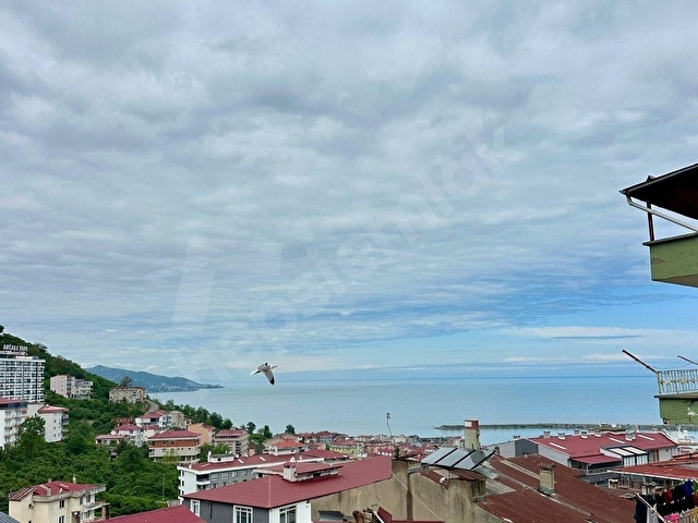 ESAT YAMAK’tan ŞEHİR MERKEZİNDE MANZARALI İMARLI ARSA