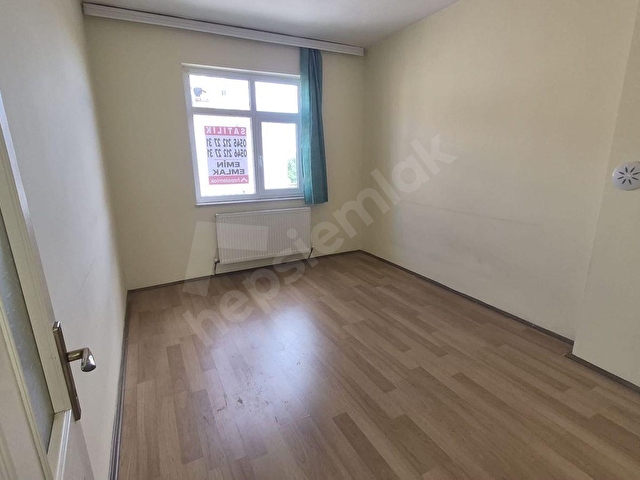 EMİN EMLAK SATIYOR.. AHMET YESEVİ MAHALLESİ 3+1 FIRSAT SATILIK DAİRE - Görsel 10