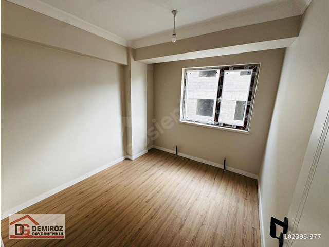 DEMİRÖZDEN F.ÇAKMAKTA FERAH KULLANIMLI ARAKAT GENİŞ BALKONLU 2+1 DAİRE - Görsel 22