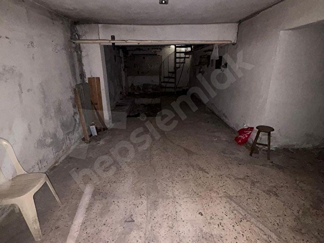 Bahçelinizamda depolu yatırımlık 80m2 satılık dükkan - Görsel 10