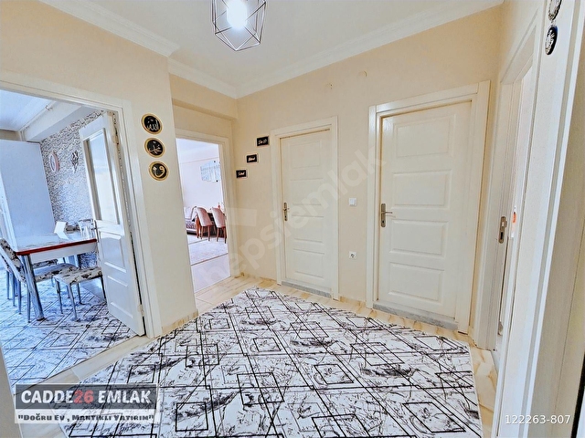 CADDE26 DAN ERTAŞ CADDESİNİN DİBİNDE ARAKAT SATILIK 2+1 DAİRE - Görsel 27