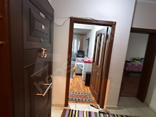 GÜNDÜZden KOLEJ de 3+1 1.kat 2 balkonlu komple eşyalı kombili KOLEJ METROSUNA 200 METRE GÜNEY CEPHE