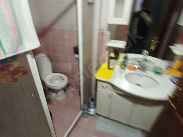 GÜNDÜZden KOLEJ de 3+1 1.kat 2 balkonlu komple eşyalı kombili KOLEJ METROSUNA 200 METRE GÜNEY CEPHE - Görsel 18