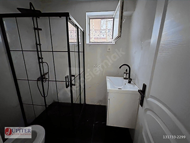 JÜPİTER GAYRİMENKULDEN KURTULUŞTA HARİKA KONUMDA METRONUN YANINDA 3+1 SATILIK DAİRE - Görsel 3