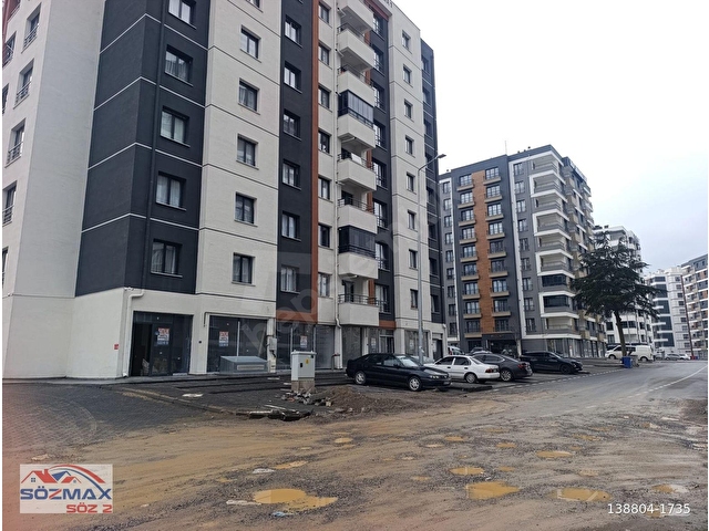 Küçük Alide Geniş Cepheli Hazır Sıfır Satılık Dükkan