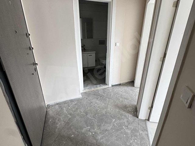 Çarşıya yakın konumda 1+1 kiralık daire !! - Görsel 7