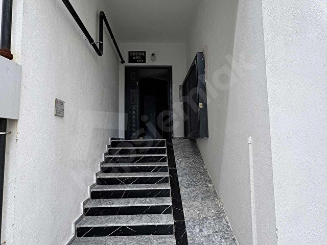 Çarşıya yakın konumda 1+1 kiralık daire !! - Görsel 2