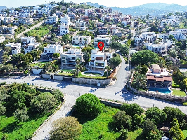 Bodrum Yalıkavakta Panoromik Manzaralı Müstakil Triplex Villa - Görsel 19
