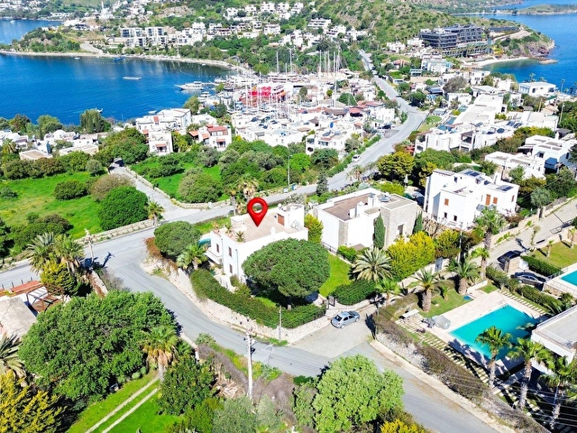 Bodrum Yalıkavakta Panoromik Manzaralı Müstakil Triplex Villa - Görsel 13