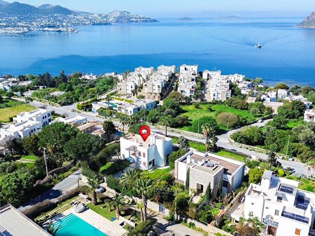 Bodrum Yalıkavakta Panoromik Manzaralı Müstakil Triplex Villa - Görsel 15